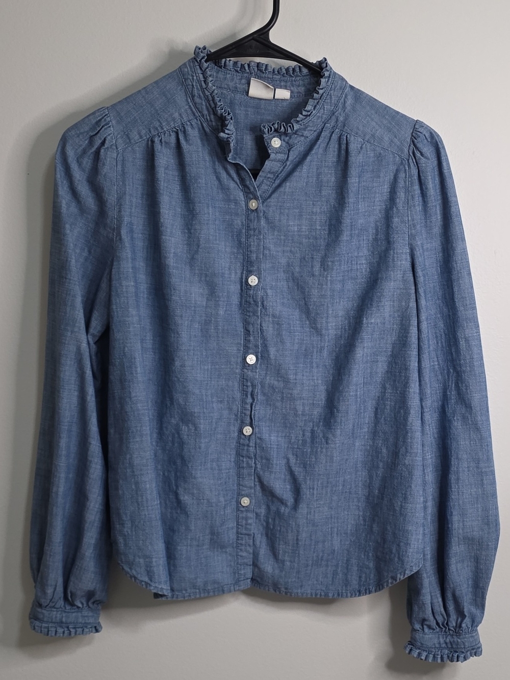 GAP Light Blue Chambray Ruffle Collar Button-Down Shirt XS